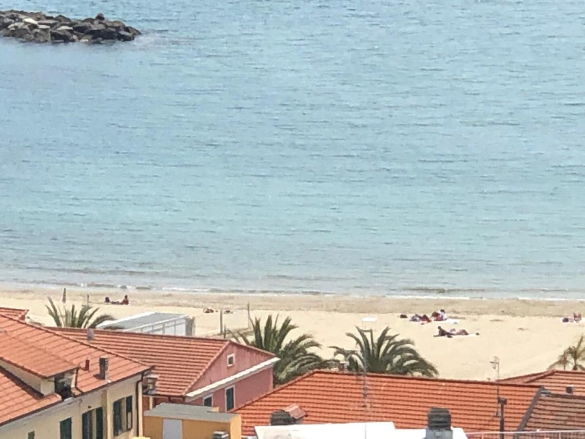 Dolcevita Rooms Arma di Taggia Kültér fotó